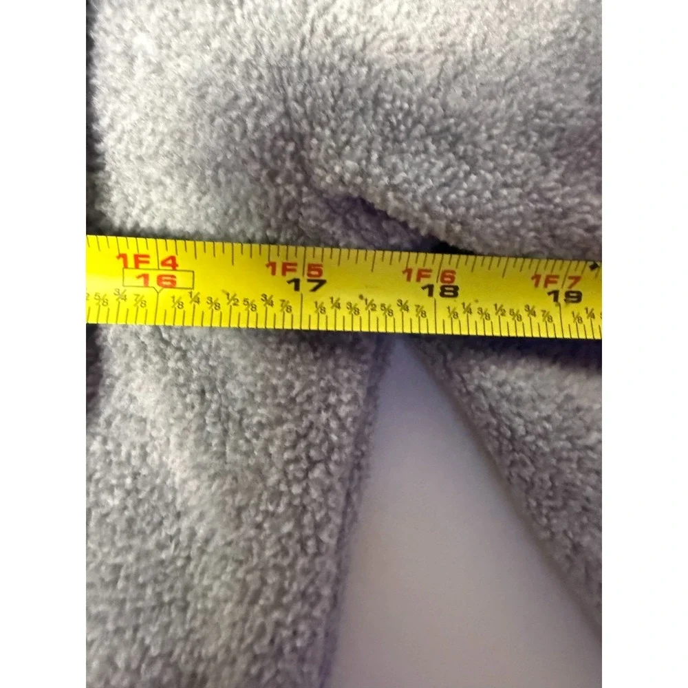Quiksilver approximate measurements